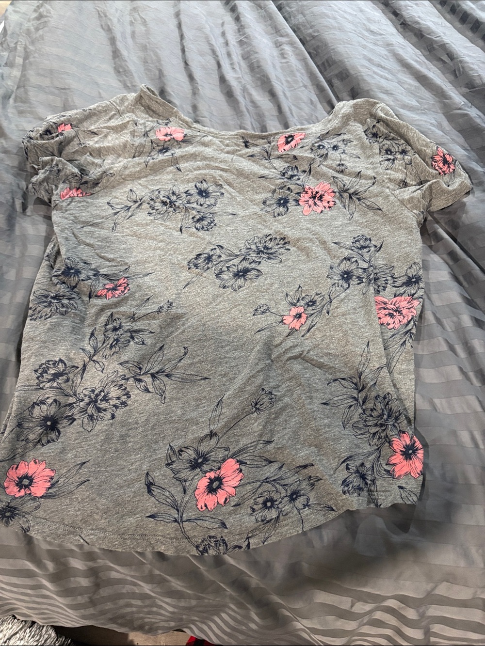 torrid Gray Floral Short-Sleeve Tee with Pink Flowers